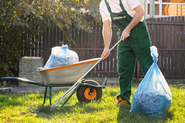 Cost of Yard Cleaning in Columbus